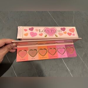 Too Faced Love Flush Blush Palette New
